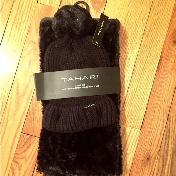 NWT | TAHARI Winter Gift Set!! - Picture 2 of 6